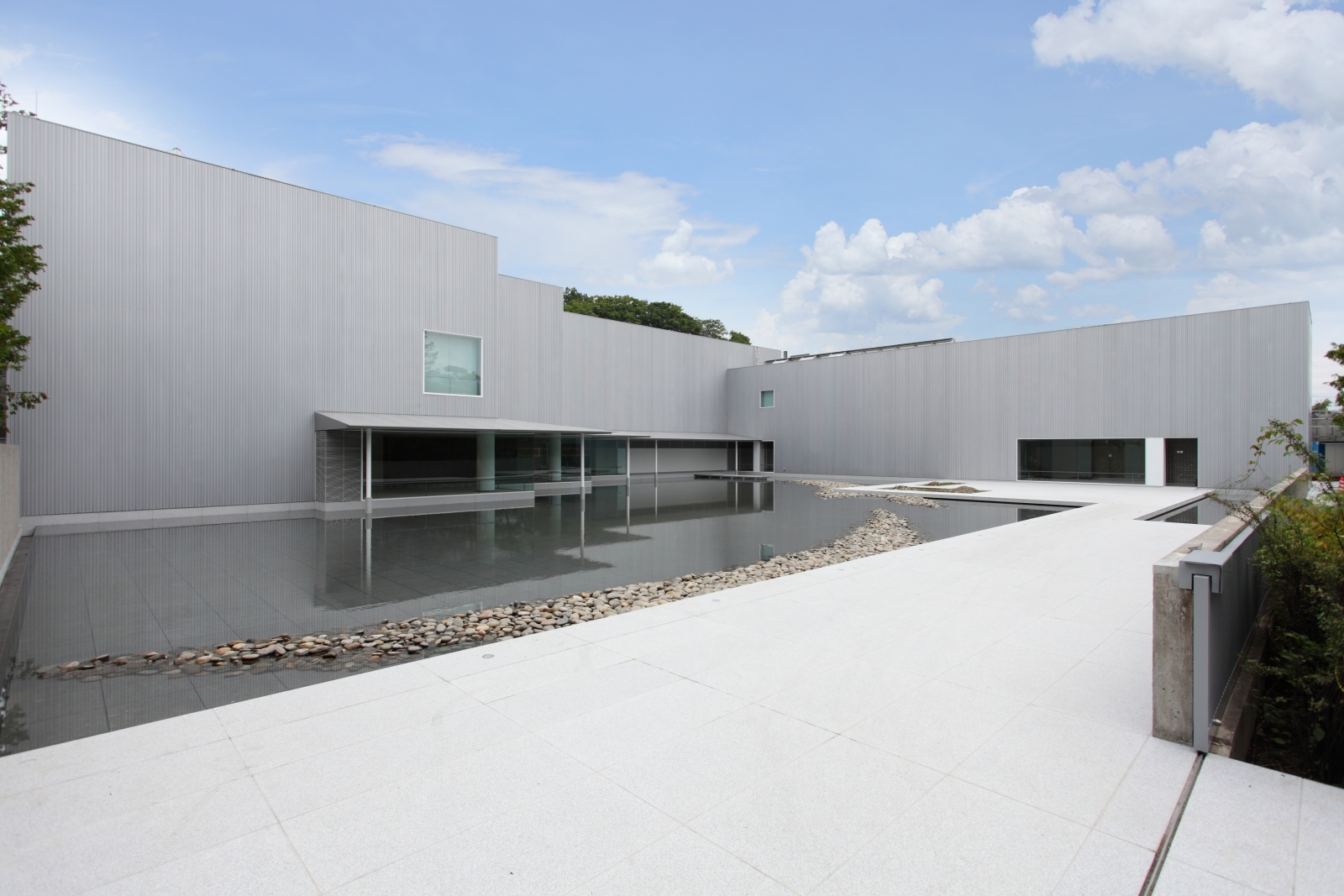 長野県立美術館 東山魁夷館
