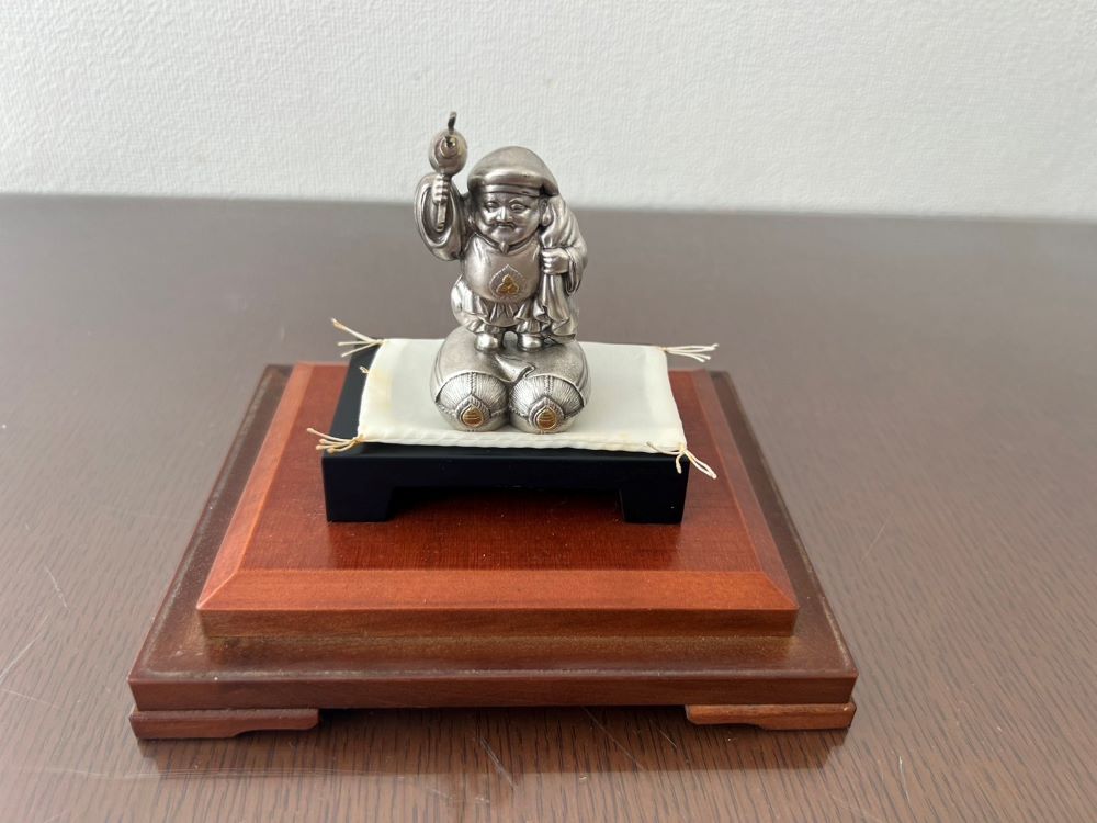 パリ購入 銀彫刻小箱 打出し ビルマ製 アンティーク 蓋おまけ有り 