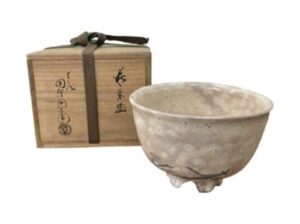 十二代田原陶兵衛の萩焼茶碗の作品写真