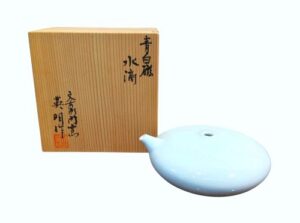 青白磁水滴
