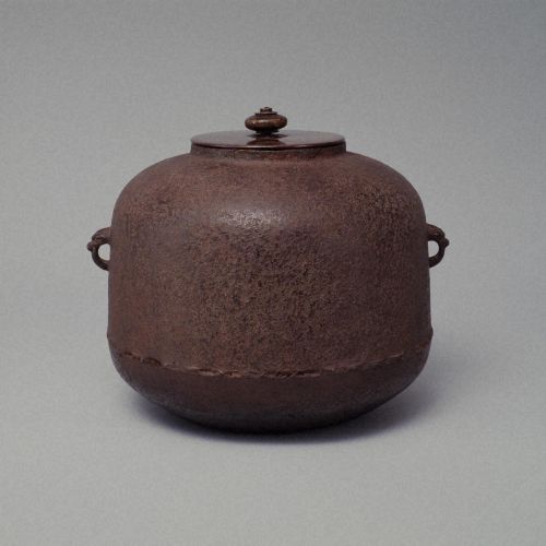 宮崎寒雉の障泥形釜の作品写真