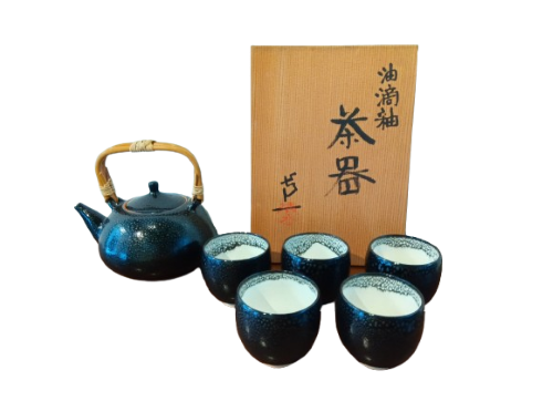 清水卯一の油滴釉茶器の作品写真