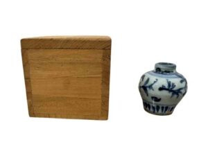 染付小壺