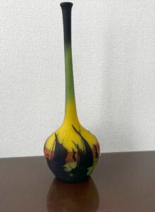 ドームの舟風景文鶴首花瓶の